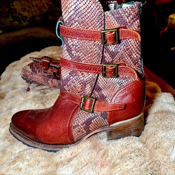 Free Bird Apex size 10 boot - Picture 1 of 10